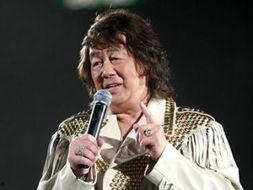 许冠英电影明星,银幕传奇，笑傲影坛的喜剧之王