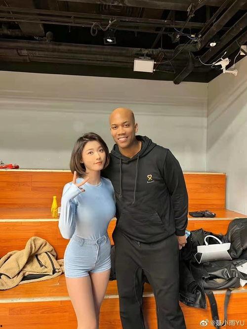 网红聂小雨马布里视频,揭秘篮球传奇与网红的激情碰撞