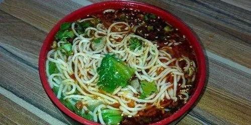 泰安网红重庆小面店,网红重庆小面店，麻辣鲜香征服味蕾