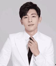 明当明星,闪耀舞台，点亮人生